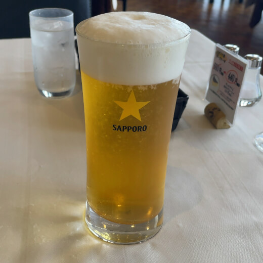 英一番館　生ビール中